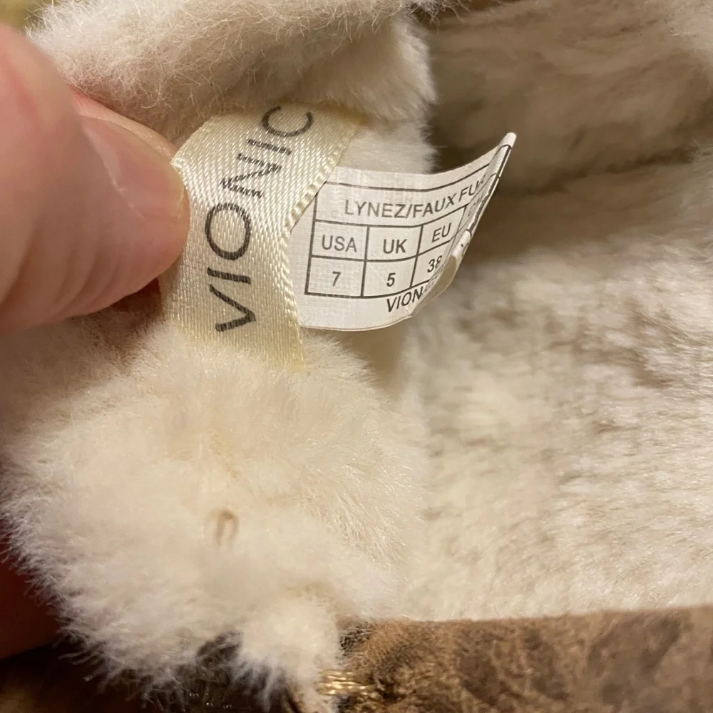 Vionic Slipper - Picture 8 of 8